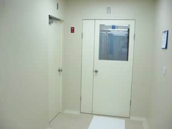 מסדרון אמינולאב פארמה 1